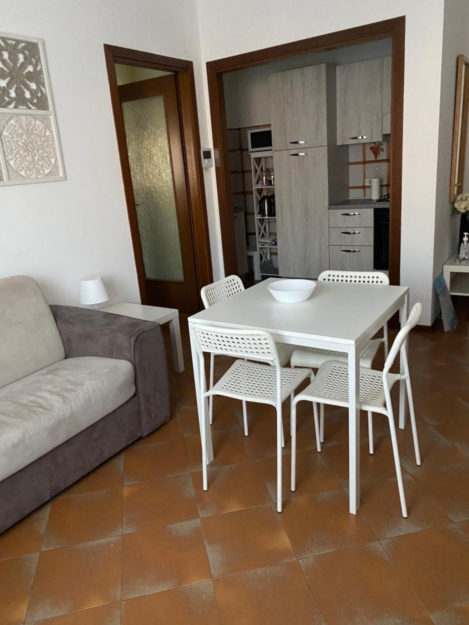 Апартаменты Casa Gaia- Castelnuovo Del Garda Кавальказелле Экстерьер фото